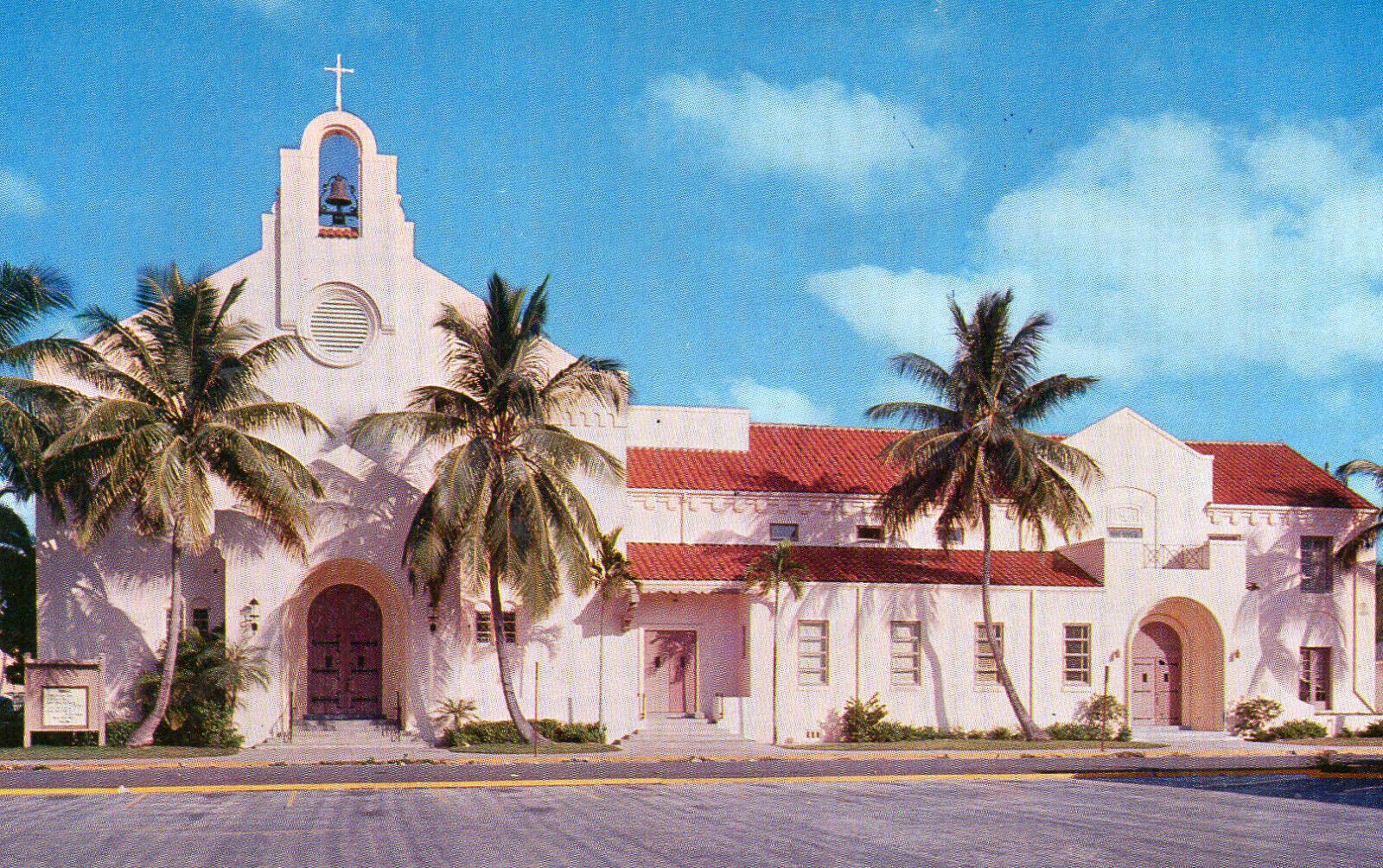  postcard USA  Florida Park Temple Methodist Church  Fort Laurderdale posted