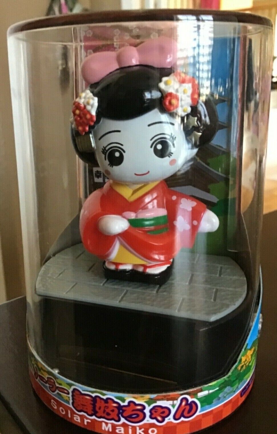 Solar Bobblehead Toy Figure Maiko Sitting Red Geisha