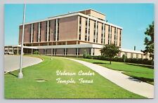 Veteran Center Temple, Texas Chrome Postcard 1111 picture