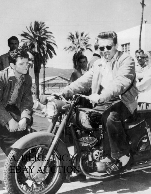 James Dean 1955 motorcycle Hollywood actor portrait photograph 8 x 10 photo