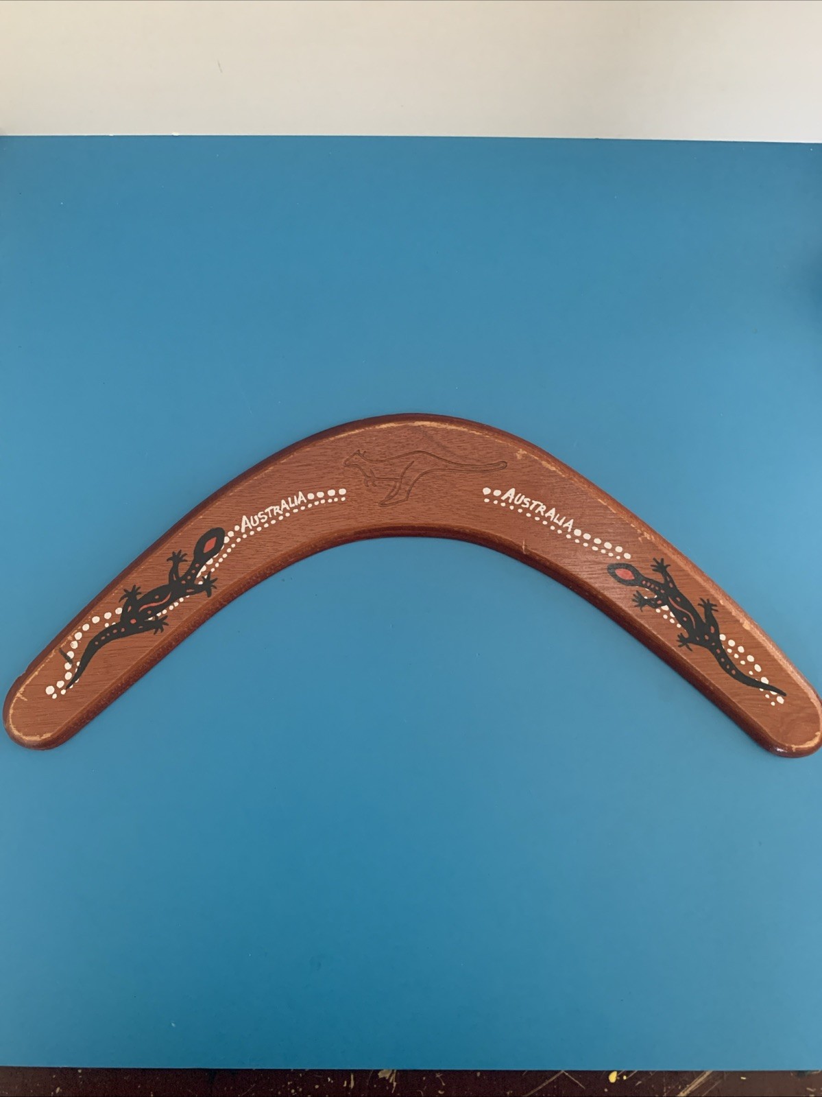 Vintage Australian Wooden Boomerang with Lizard Art & Kangaroo Motif