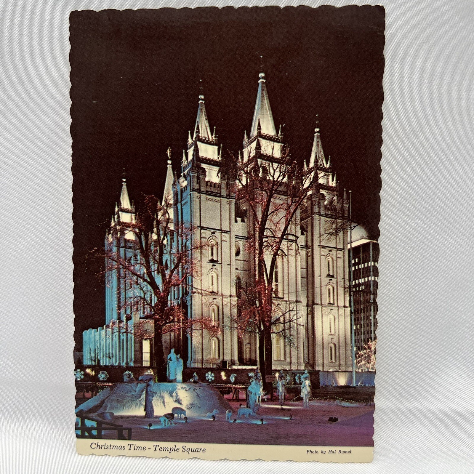 Postcard Mormon Temple Temple Square UT Christmas Time Nativity Scene Unposted