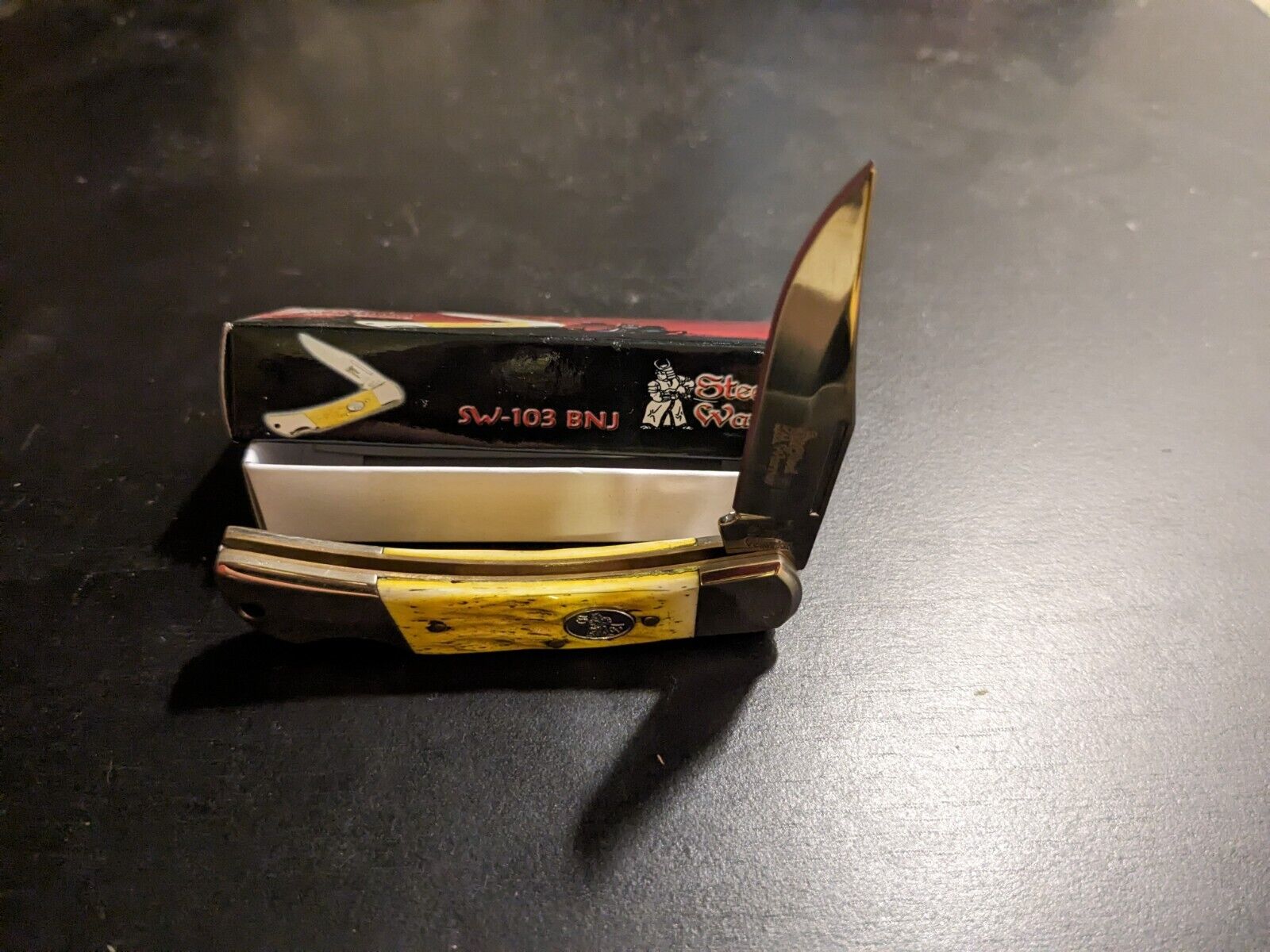 Frost Cutlery Steel Warrior Yellow Bone Pocket Knife SW-103BNJ