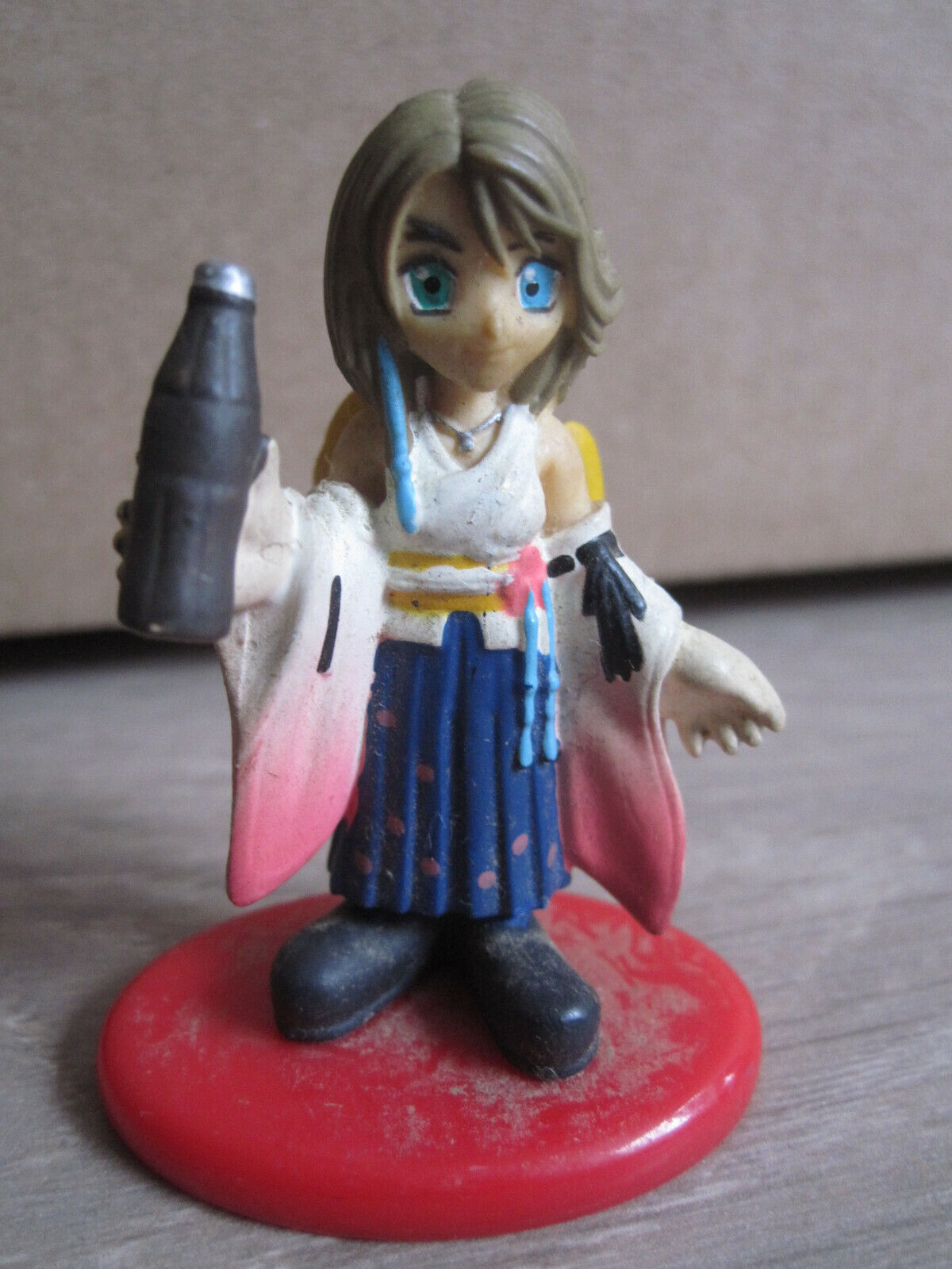 Final Fantasy X 10 Yuna Lockhart Super Deformed figure Coca-Cola Squaresoft game