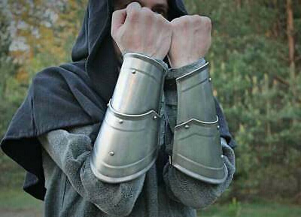 Armour Bracers Steel Battle Warrior Hand Bracers Medieval SCA Larp Cosplay